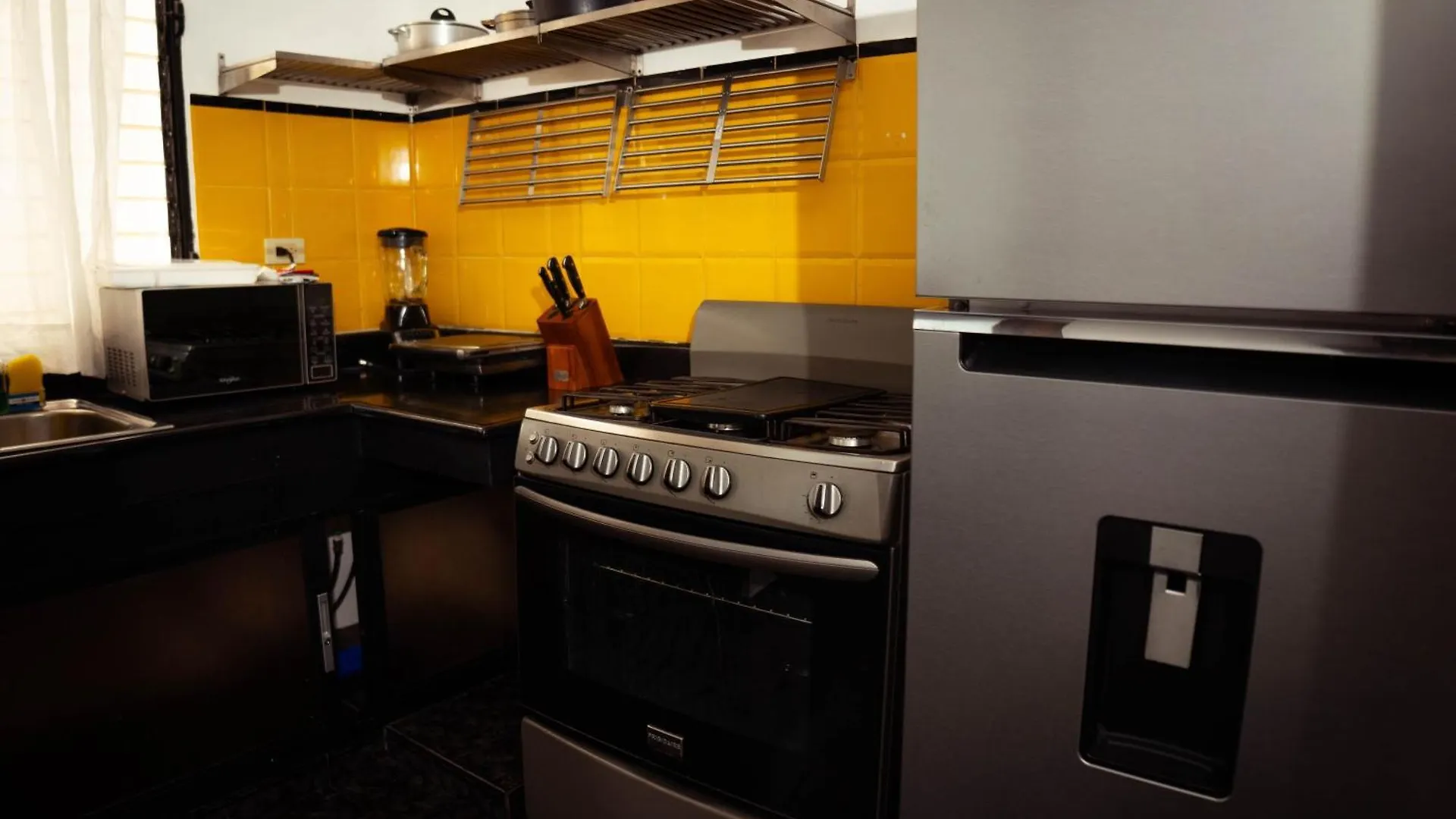סנטיאגו דה לוס קבאלרוס Residenciales H1 & H2 - Breakfast & Room Service - Airport Close דירה סנטיאגו דה לוס קבאלרוס
