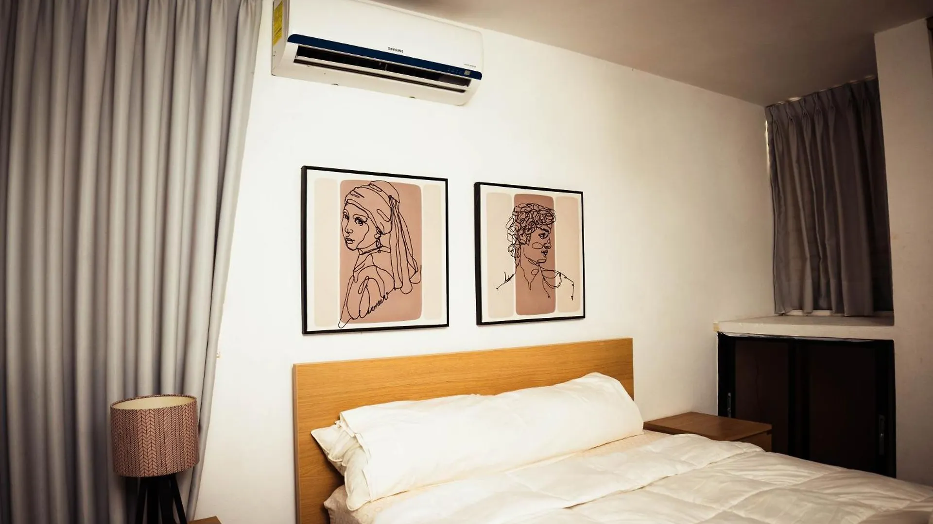 סנטיאגו דה לוס קבאלרוס Residenciales H1 & H2 - Breakfast & Room Service - Airport Close 0*, סנטיאגו דה לוס קבאלרוס