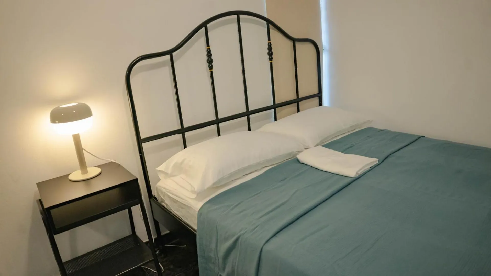דירה סנטיאגו דה לוס קבאלרוס Residenciales H1 & H2 - Breakfast & Room Service - Airport Close