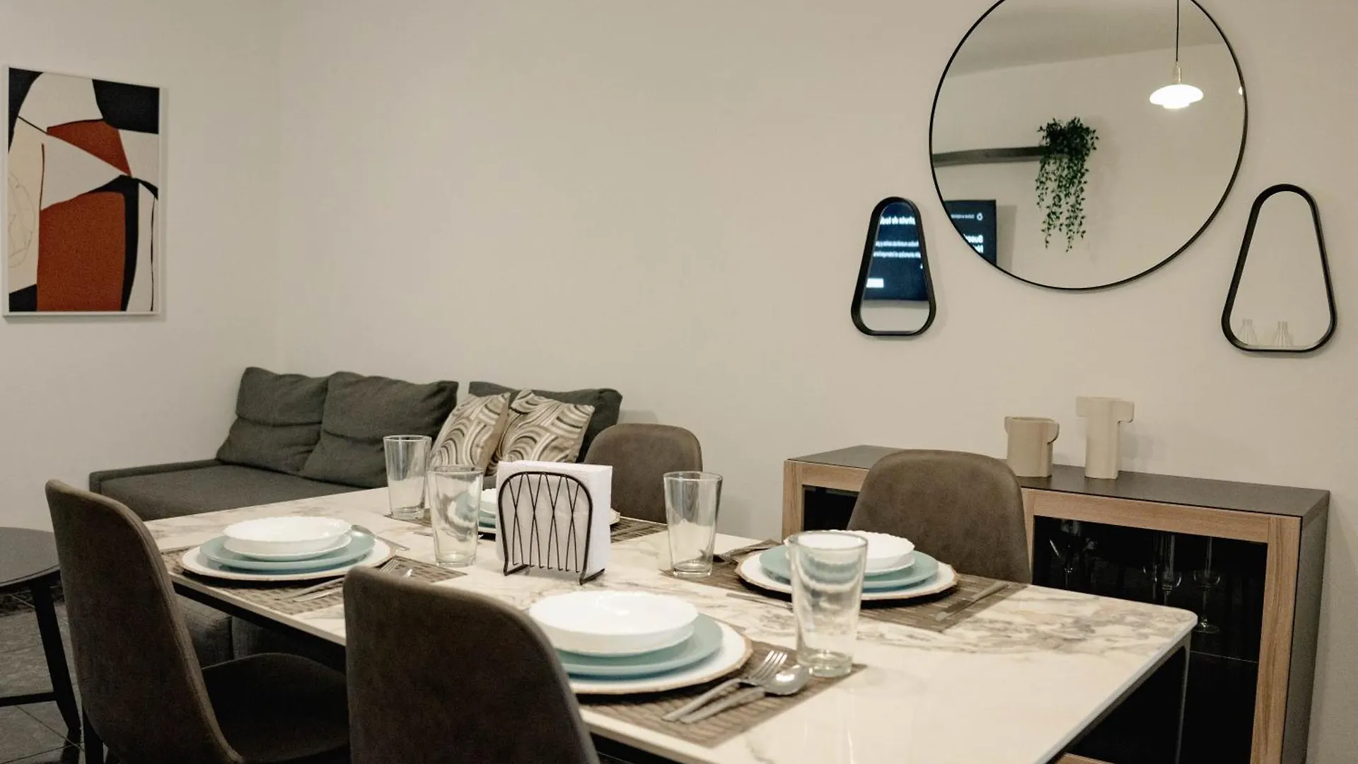 סנטיאגו דה לוס קבאלרוס Residenciales H1 & H2 - Breakfast & Room Service - Airport Close דירה סנטיאגו דה לוס קבאלרוס