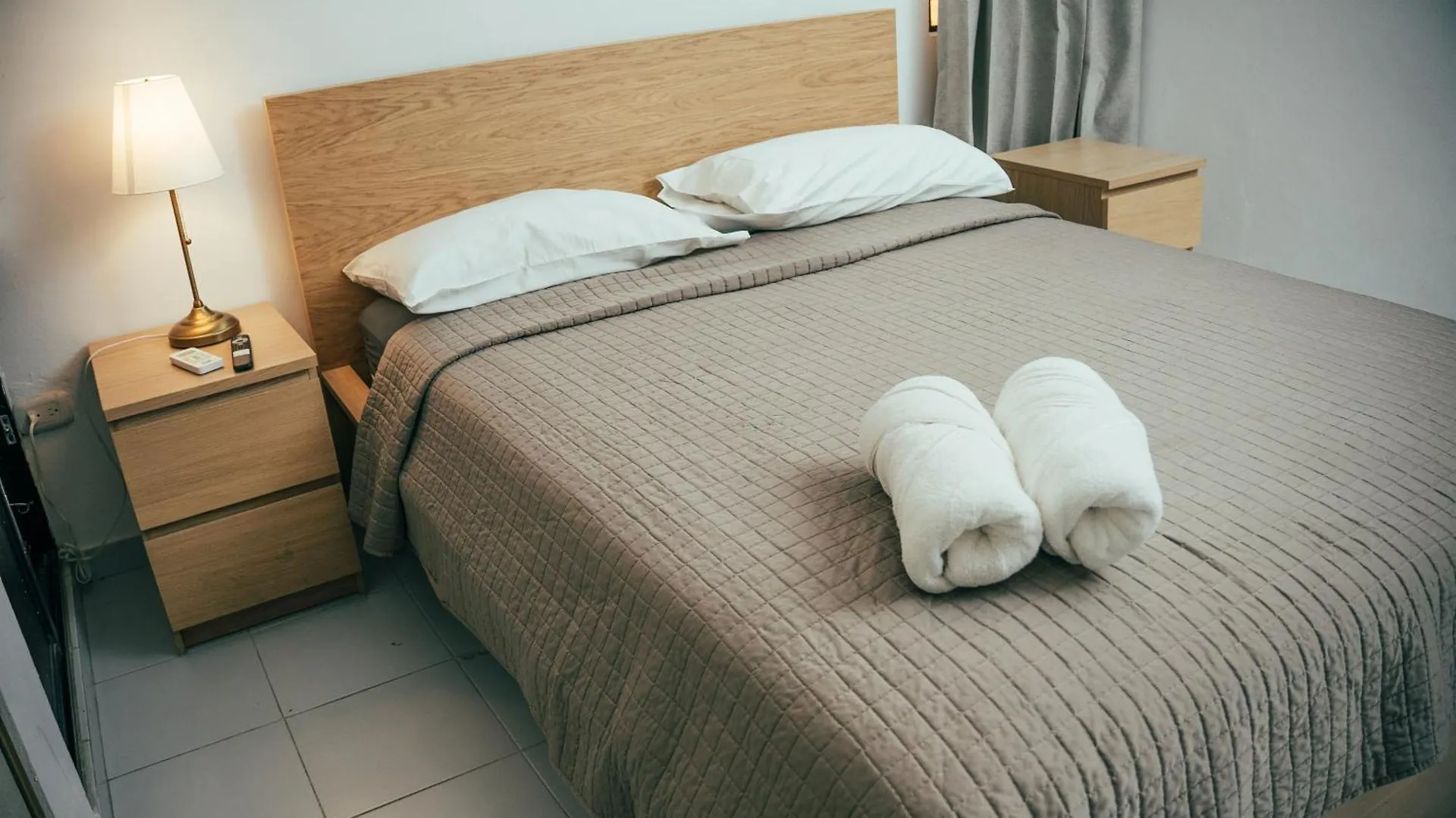 סנטיאגו דה לוס קבאלרוס Residenciales H1 & H2 - Breakfast & Room Service - Airport Close 0*, סנטיאגו דה לוס קבאלרוס